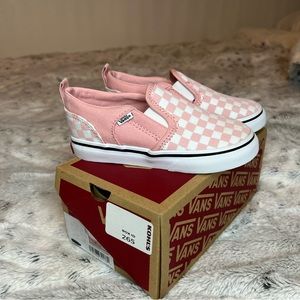 AUTHENTIC toddle Vans